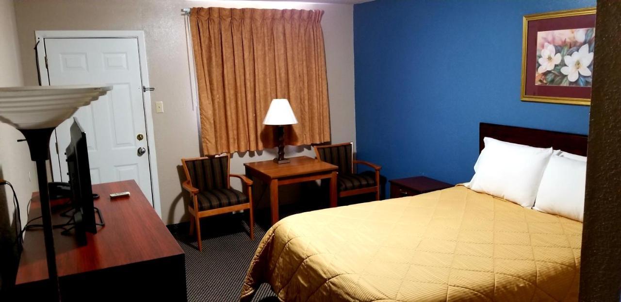 Continental Inn & Suites Конвей Екстер'єр фото
