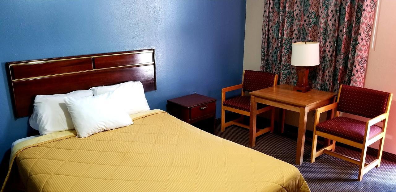 Continental Inn & Suites Конвей Екстер'єр фото
